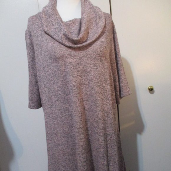 Cowl Neck Shark bit Bottom Mid Sleeve Top - Picture 1 of 8